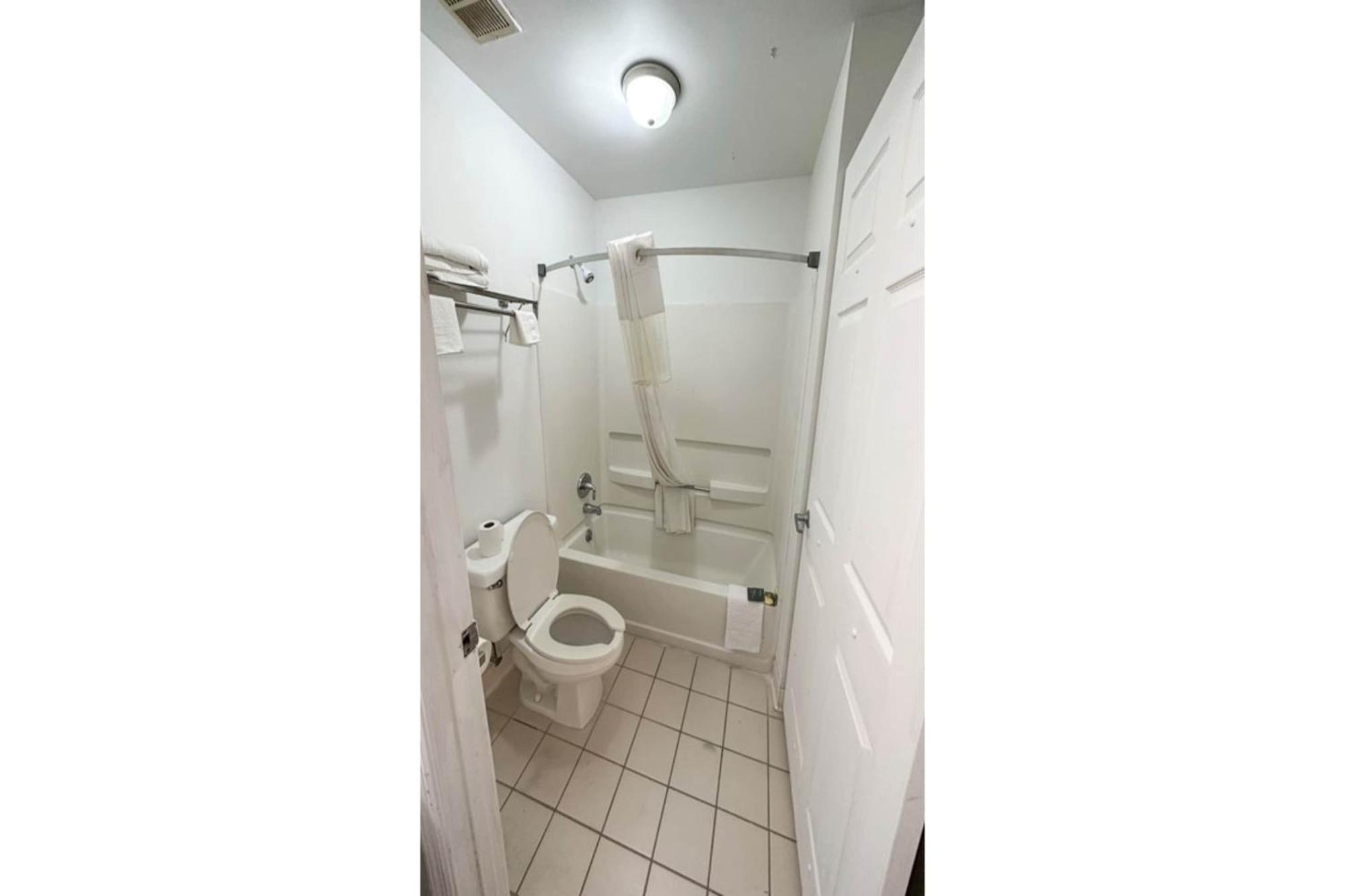 Executive Inn Ridgeway I-77 外观 照片