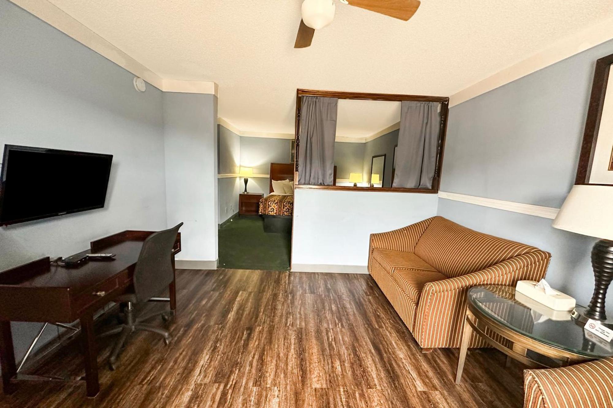 Executive Inn Ridgeway I-77 外观 照片