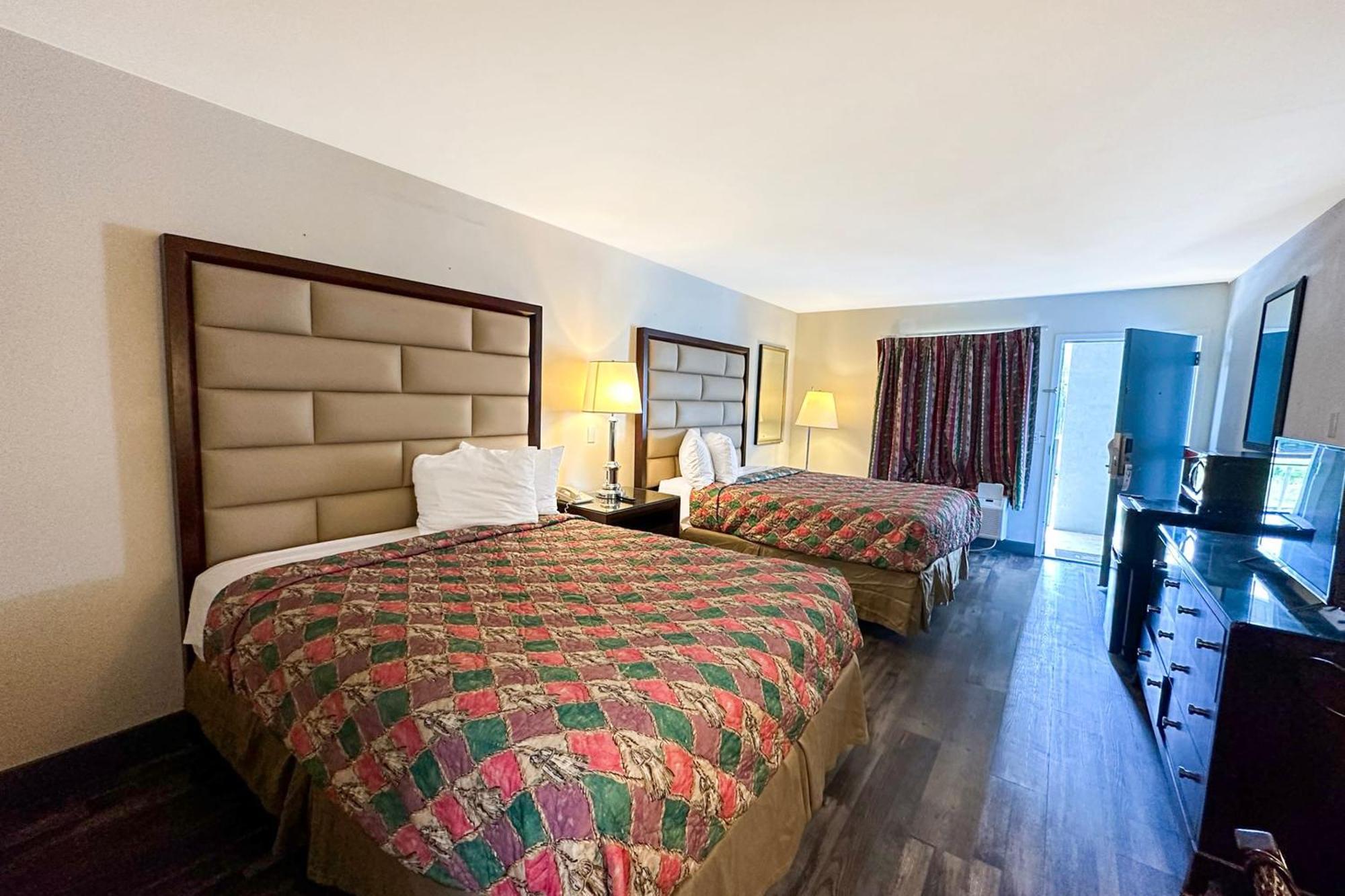 Executive Inn Ridgeway I-77 外观 照片