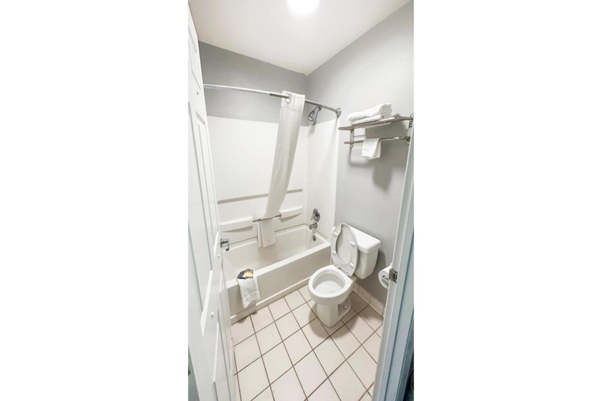 Executive Inn Ridgeway I-77 外观 照片